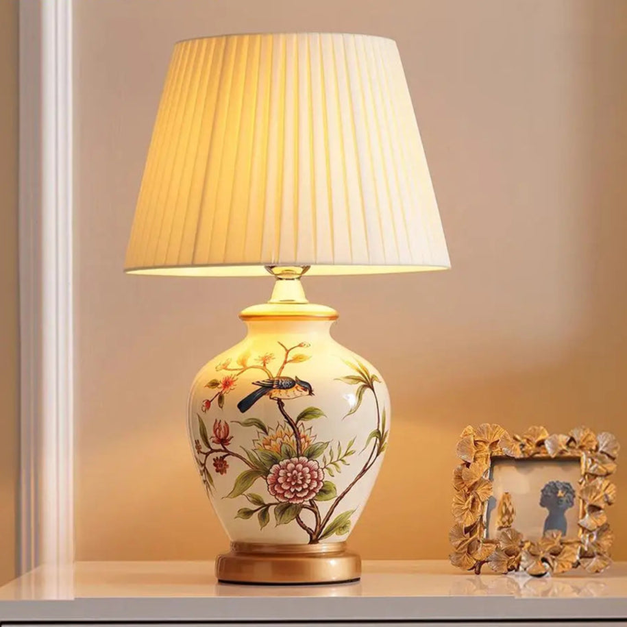 Elegant European Ceramic Flower Table Lamp